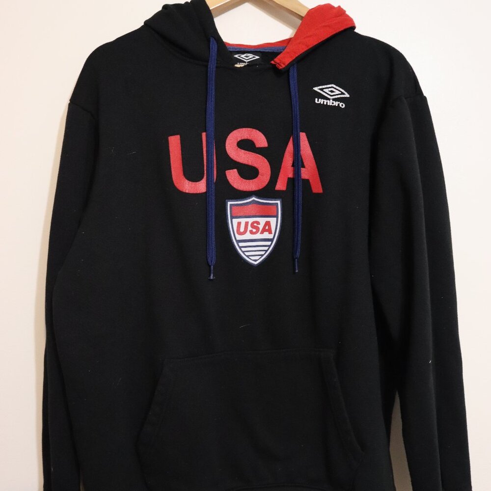 Umbro USA Graphic Hoodie Sweatshirt Black Red Blue Men’s Size L